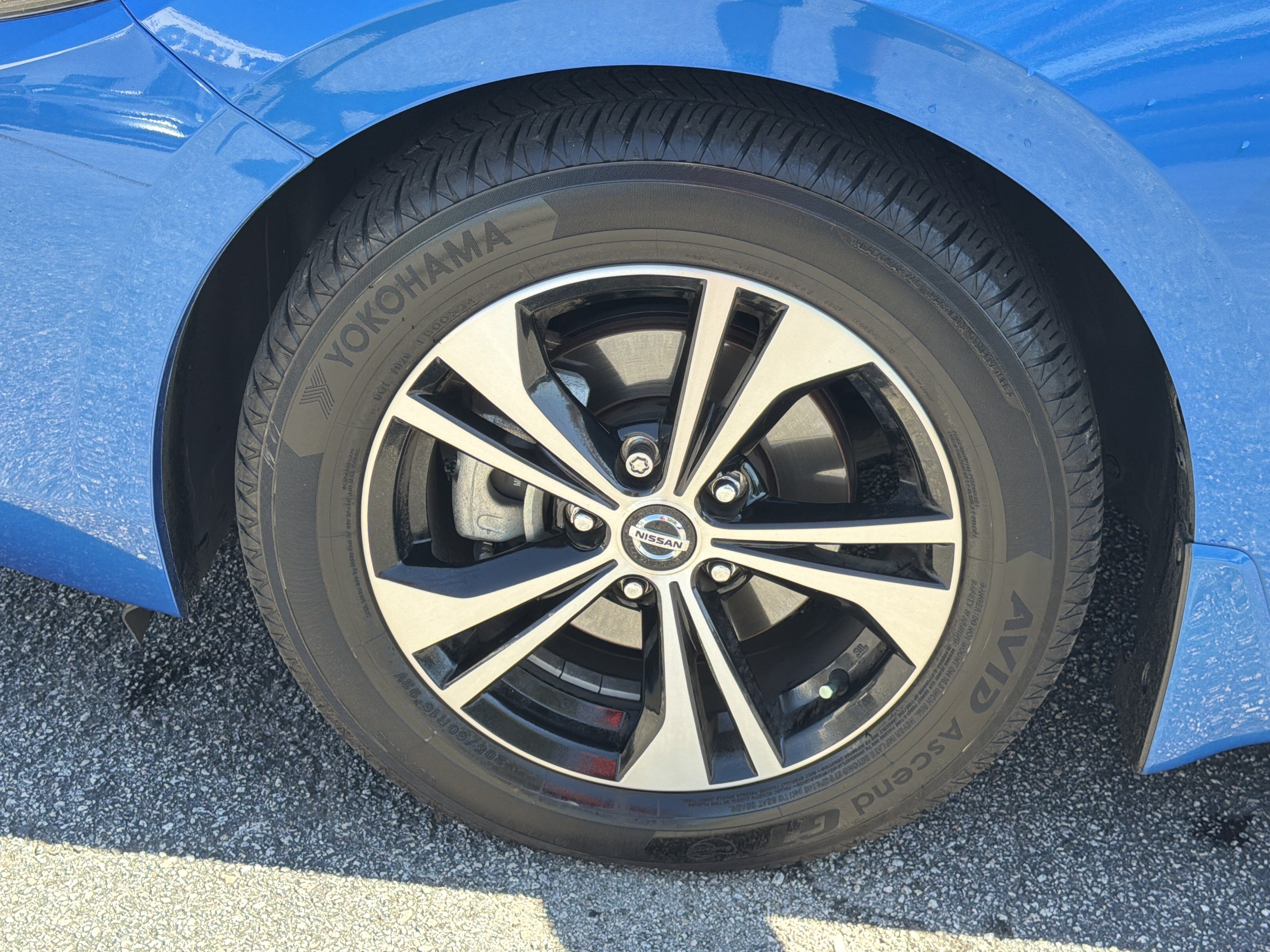 Used 2022 Nissan Sentra SV w/ All-Weather Package FWD image 26