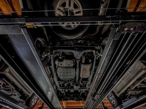 Used 2000 Lexus LX 470 4WD image 47