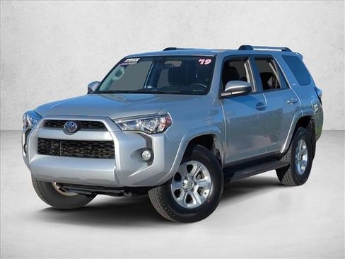 Used 2019 Toyota 4Runner SR5 image 1
