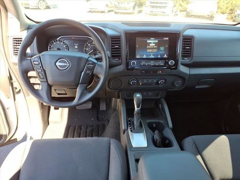 Used 2024 Nissan Frontier S w/ S Utility Package image 5
