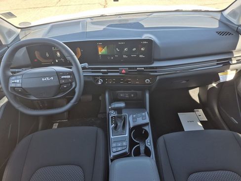 New 2026 Kia Sportage LX image 13
