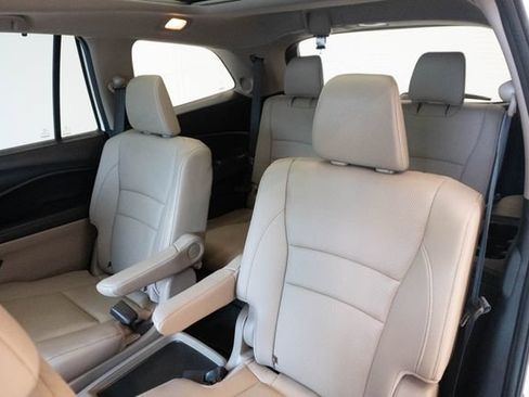 Used 2018 Honda Pilot Elite image 20