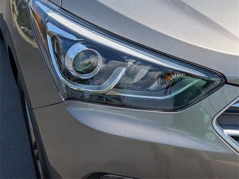 Used 2018 Hyundai Santa Fe Sport w/ 2.4L Value Package 02 image 4