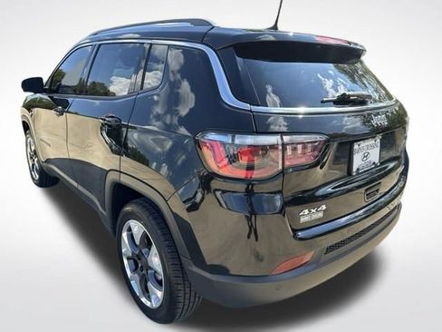 Used 2022 Jeep Compass Limited AWD/4WD image 7