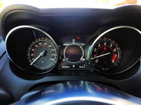 Used 2018 Jaguar F-TYPE R-Dynamic image 18