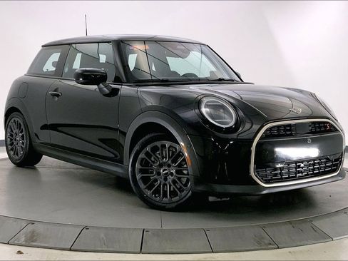 Certified 2025 MINI Cooper S image 1
