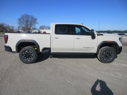 New 2026 GMC Sierra 2500 AT4X w/ LPO, Black Badging Package