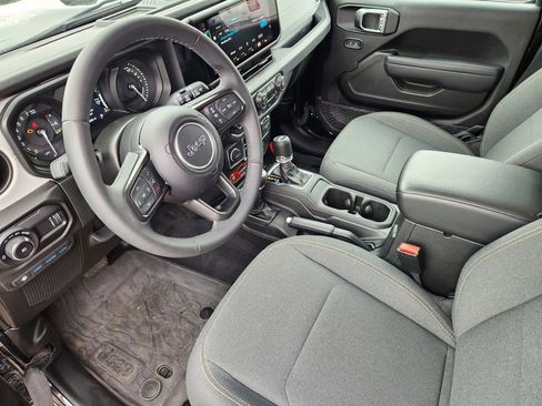 Used 2025 Jeep Wrangler Unlimited Sport S 4xe AWD/4WD image 7