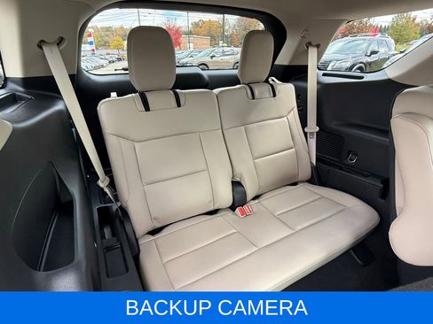 Used 2023 Ford Explorer XLT w/ Equipment Group 202A image 14