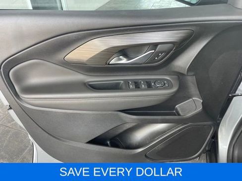 Used 2023 GMC Terrain SLE w/ Driver Convenience Package FWD image 27