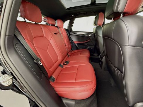 New 2026 Porsche Macan image 30