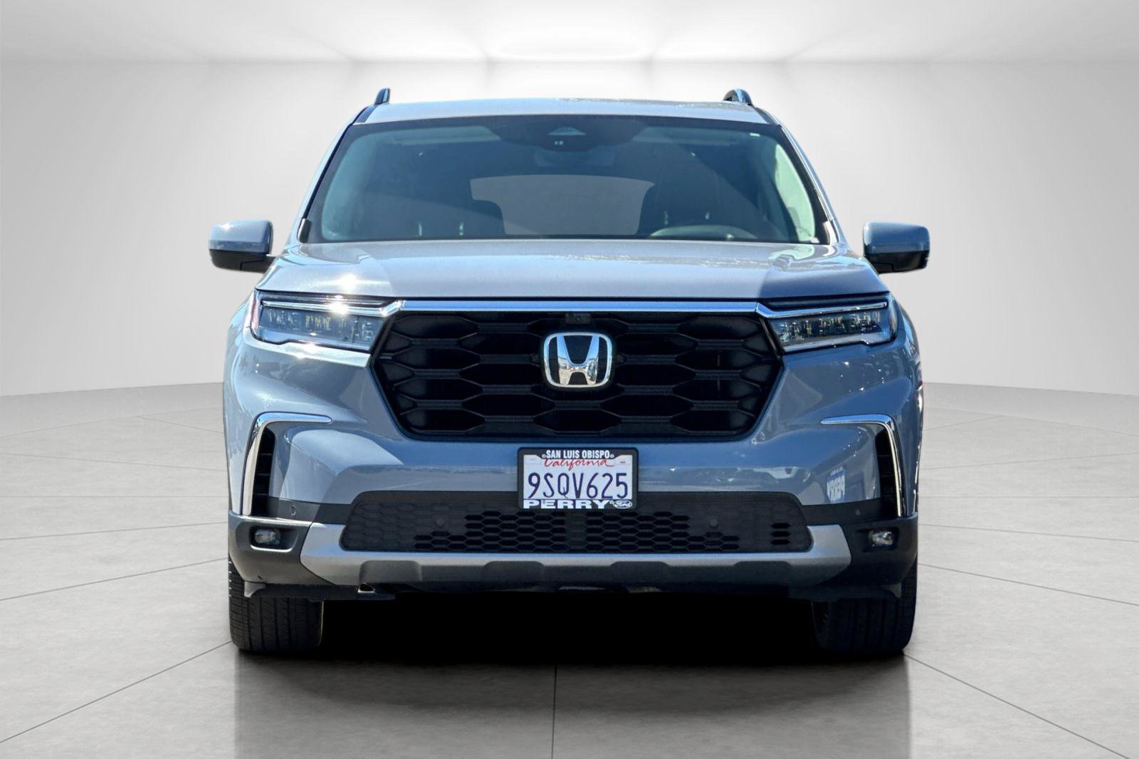 Used 2025 Honda Pilot Elite image 8