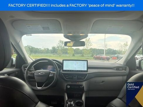 Used 2025 Ford Escape Platinum AWD/4WD image 21