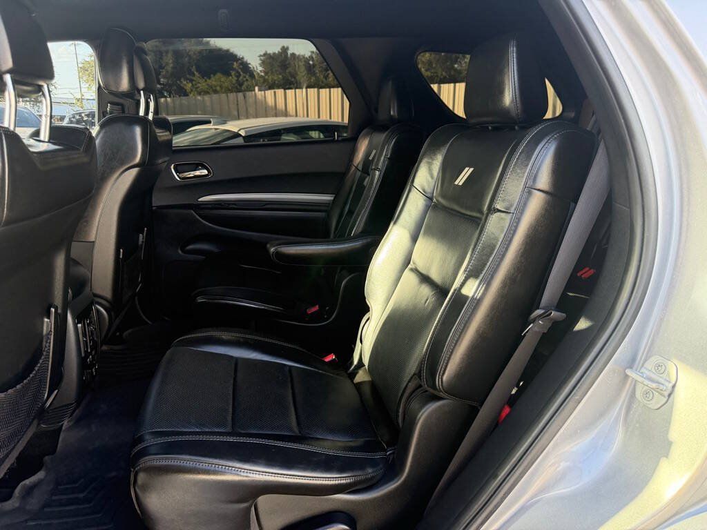 Used 2019 Dodge Durango R/T w/ Technology Group RWD image 11