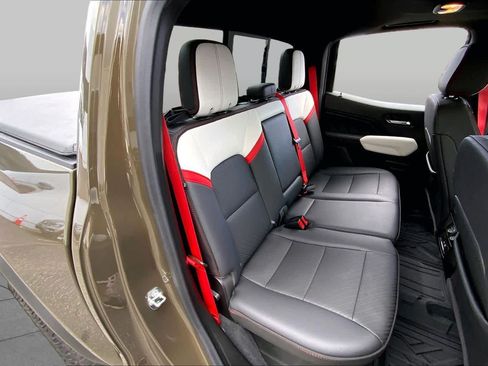 Used 2024 GMC Canyon AT4X AWD/4WD image 18