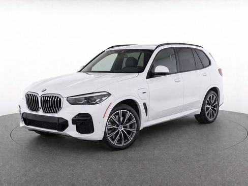 Used 2022 BMW X5 xDrive45e w/ M Sport Package AWD/4WD image 7