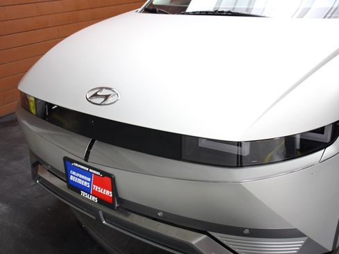 Used 2024 Hyundai Ioniq 5 Limited image 27