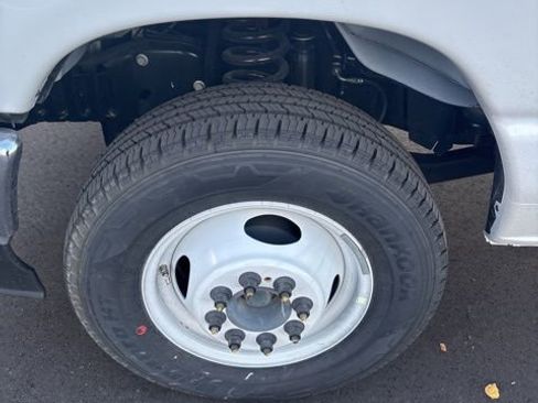 New 2026 Ford E-350 and Econoline 350 Super Duty w/ Power Equipment Group image 30