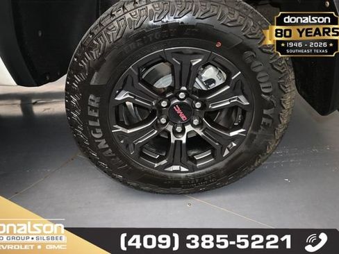 Used 2025 GMC Canyon Elevation RWD image 13