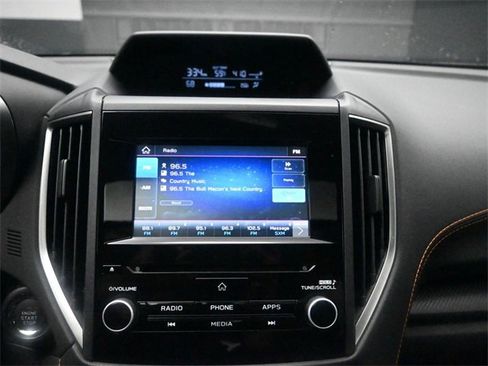 Used 2021 Subaru Crosstrek 2.0i Premium w/ Moonroof Package image 11