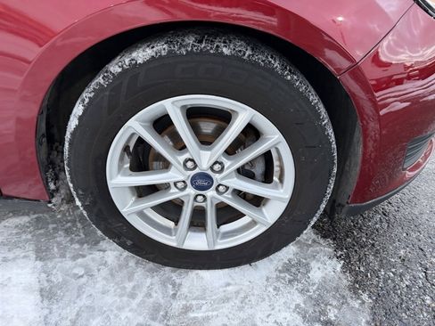 Used 2017 Ford Focus SE image 31