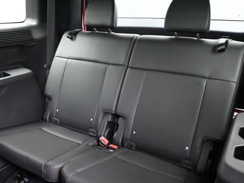 Used 2025 Hyundai Santa Fe SEL w/ Tow & Go Package image 22