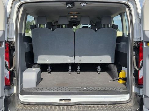 Used 2019 Ford Transit 350 XLT image 28