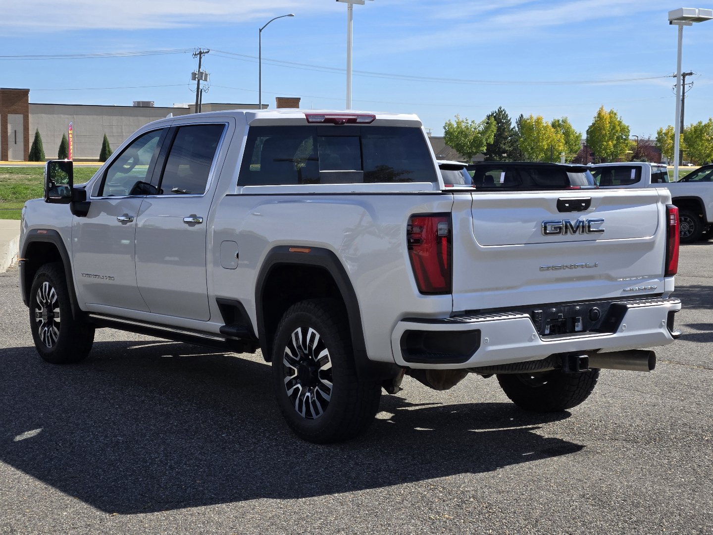 Used 2025 GMC Sierra 2500 Denali Ultimate AWD/4WD image 8