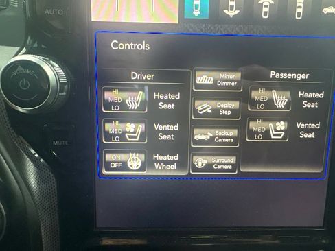 Used 2019 RAM 1500 Limited AWD/4WD image 23