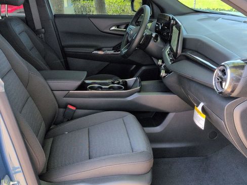 New 2026 Chevrolet Equinox LT w/ Safety and Technology Package image 24