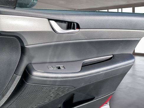 Used 2024 Hyundai Palisade SEL w/ Premium Package image 28