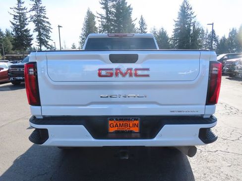Certified 2025 GMC Sierra 3500 Denali w/ Denali Reserve Package image 7