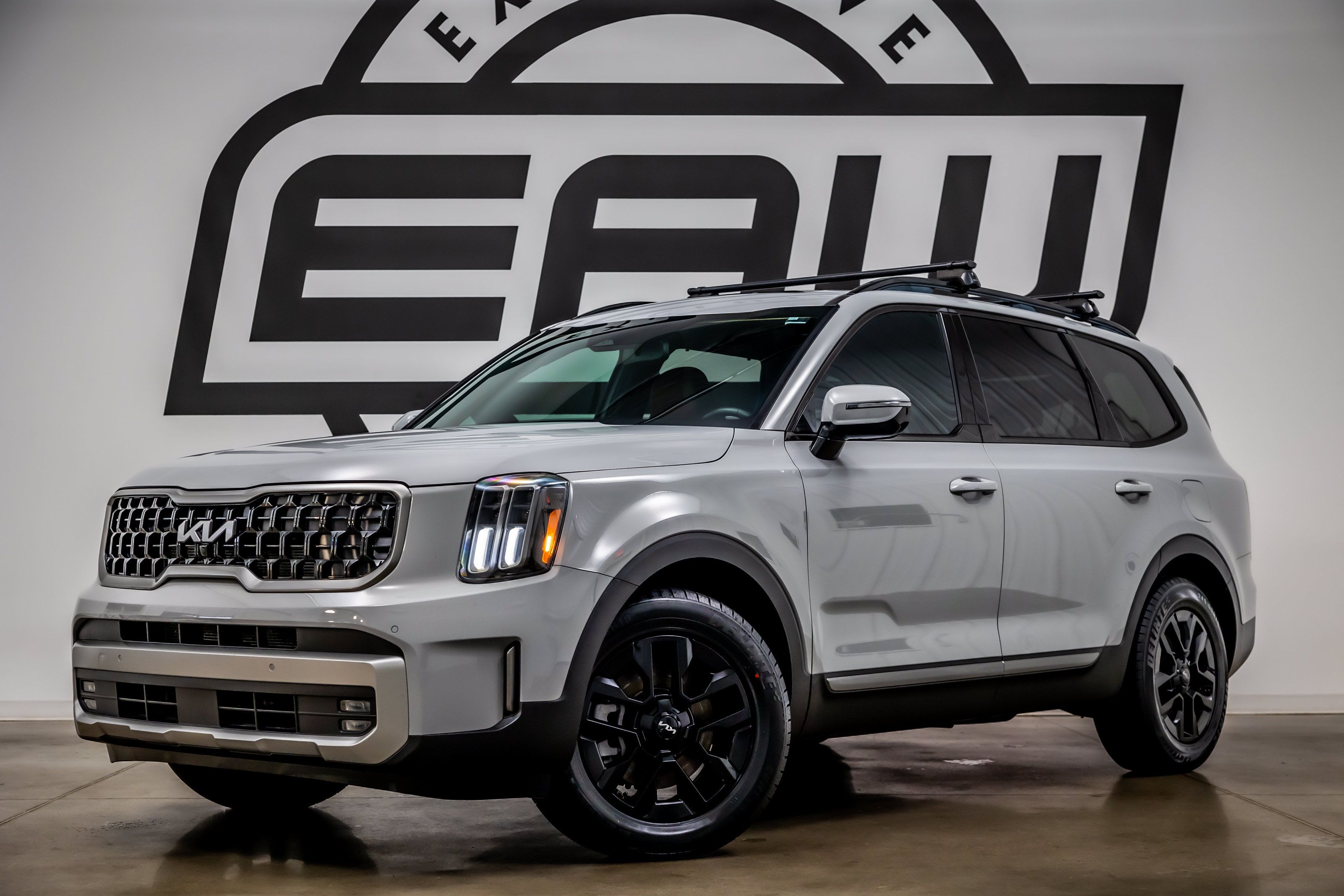 Used 2023 Kia Telluride SX X-Pro AWD/4WD image 1