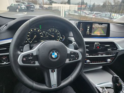 Used 2018 BMW 530i image 22