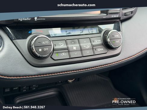 Used 2018 Toyota RAV4 SE w/ Power Extra Value Package AWD/4WD image 17