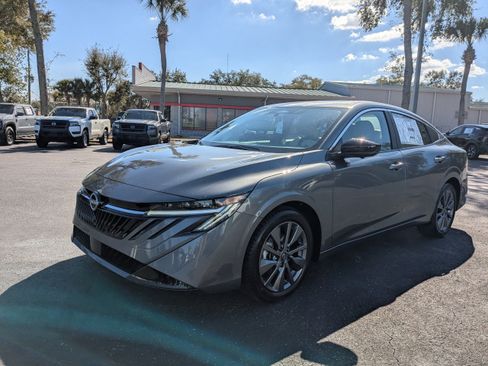 New 2026 Nissan Sentra SL w/ Floor Mat Package image 8