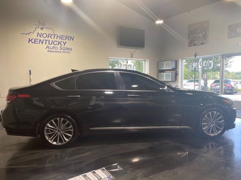 Used 2017 Genesis G80 3.8 w/ Option Group 02 RWD image 4