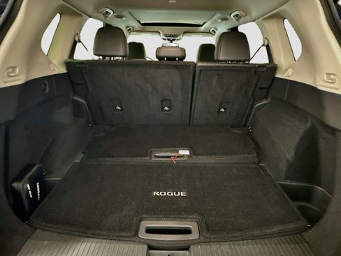 Used 2023 Nissan Rogue SL AWD/4WD image 30