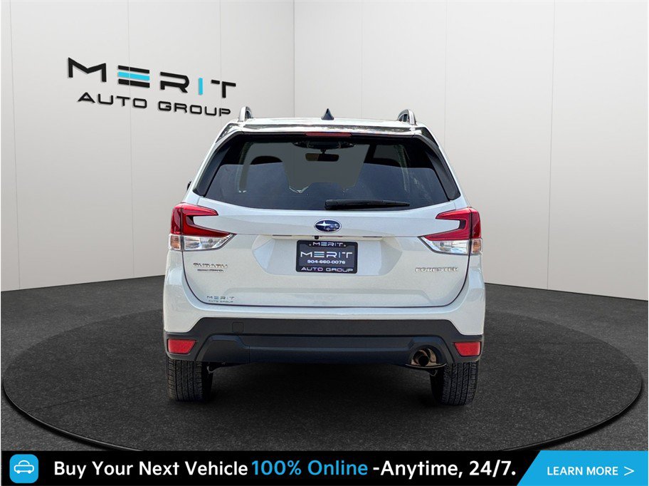 Used 2024 Subaru Forester Premium AWD/4WD image 8