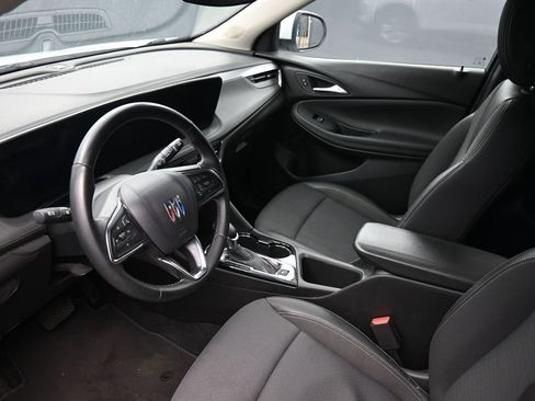 Used 2025 Buick Encore GX Preferred image 17