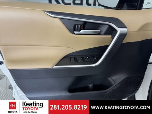 New 2025 Toyota RAV4 XLE image 13