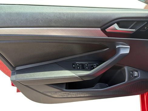 Certified 2024 Volkswagen Jetta SE w/ Panoramic Sunroof Package FWD image 24