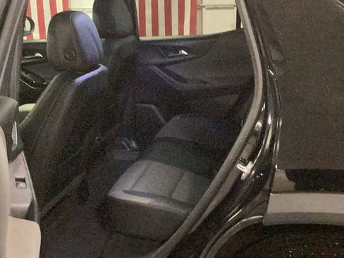 New 2026 Chevrolet Equinox LT w/ Convenience Package II image 17