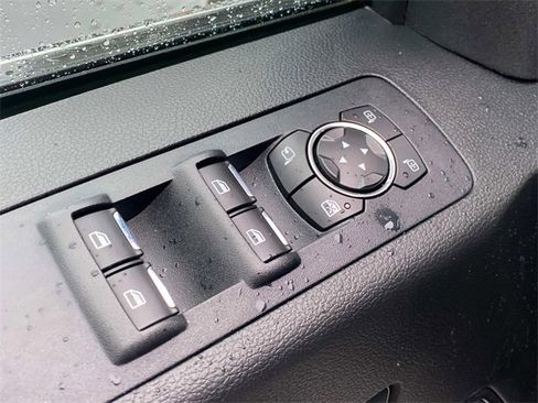 Used 2016 Ford F150 Platinum w/ Equipment Group 701A Luxury image 13