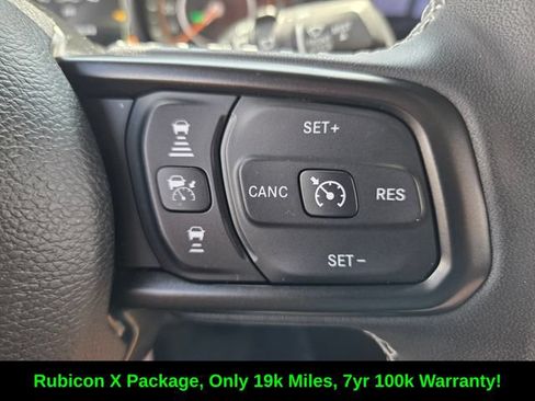 Used 2025 Jeep Wrangler Unlimited Rubicon AWD/4WD image 29