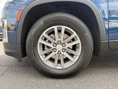 Used 2022 Chevrolet Traverse LT image 26