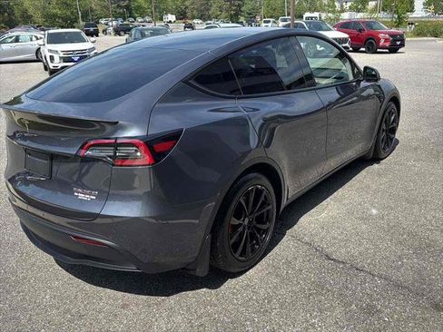 Used 2022 Tesla Model Y Performance image 4