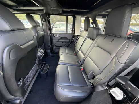 New 2025 Jeep Wrangler Sahara image 24