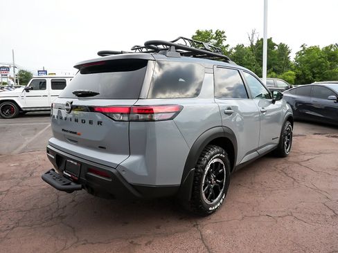 Used 2023 Nissan Pathfinder Rock Creek AWD/4WD image 6