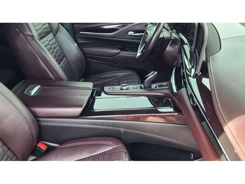 Certified 2023 Cadillac Escalade Premium Luxury Platinum w/ LPO, Radiant Package image 14